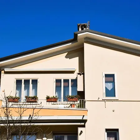 Apartamento Casa Leopardi - In Garda (Verona)